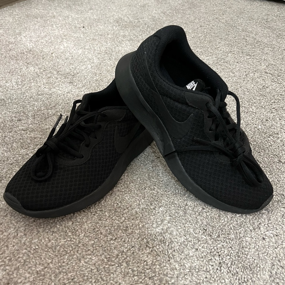 Women's Tanjun Running Sneaker